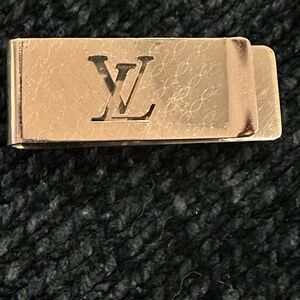 Louis Vuitton Champs Elysées Bill Clip